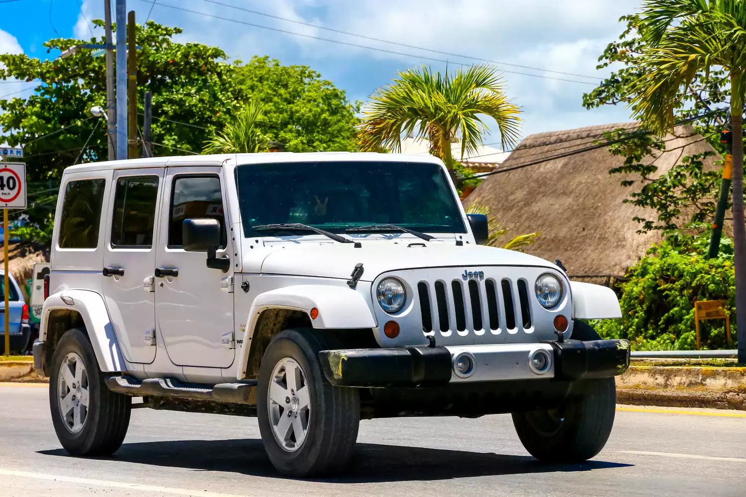 trash containers for Jeep Wrangler